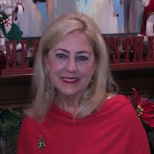 Meet your Posher, Debbie